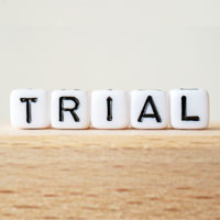 トライアル